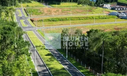 Terreno em condomínio fechado à venda no arapongas, indaial  por r$ 139.900