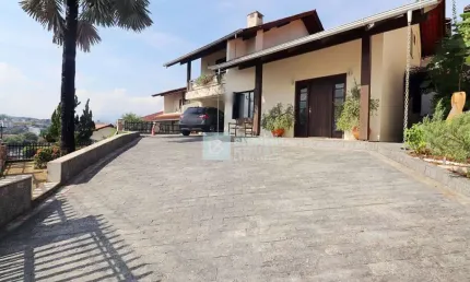 Casa com 3 quartos à venda no Fortaleza, Blumenau , 243 m2 por R$ 1.600.000