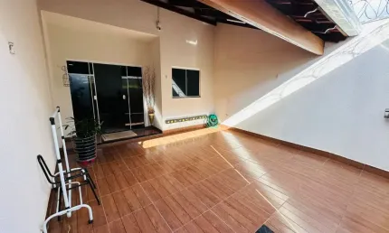 Casa com 2 quartos à venda na Rua Noraldino Ferreira, 111, Conjunto Segismundo Pereira, Uberlândia