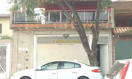 Sobrado para venda, sala ampla, cozinha, 1 dormitório com suíte vaga para 8 carros no Jardim dos Ypês, Suzano-SP