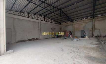 Salão Comercial com pé direito de 6m no Centro - Suzano/SP