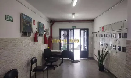 Sala Comercial de 30m² no Centro - sem elevador - Suzano/SP