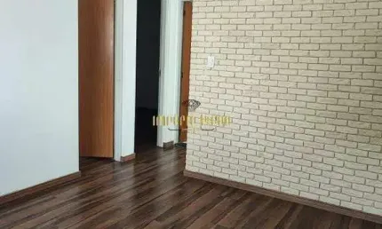 Apartamento à Venda com 2 Dormitórios, escadas no Condominio Rottedarn em Suzano-SP