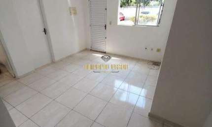 Apartamento térreo com 2 Dormitórios com varanda no Condominio Resindencial Ferrara em Poá-SP