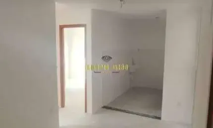 Apartamento a Venda com 2 Dormitórios, sem varanda e sem elevador no Residencial Solar dos Montes - Chácara Estância Paulista - Suzano - SP