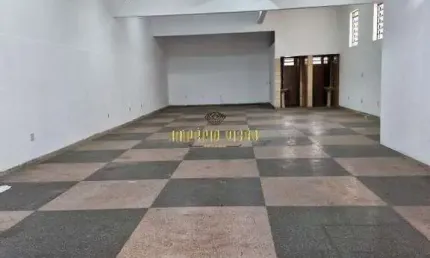 Salão Comercial de 207,13m² com 2 Banheiros para Aluguel no Jardim Realce - Suzano-SP