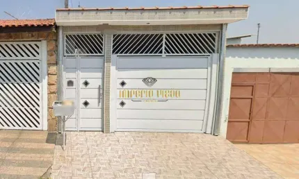 Casa à Venda com 3 Dormitórios, sendo 1 Suíte na cidade de Boa Vista, Suzano - SP