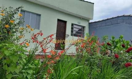 Casa térrea à venda com 2 Dormitórios no Recanto Ouro Fino em Suzano-SP