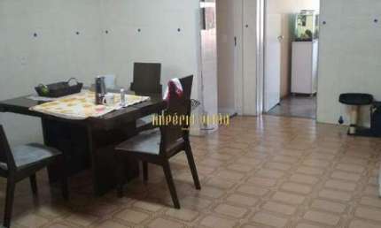 Apartamento à venda com 3 Dormitórios, sendo 1 Suíte no Edifício Funchal em Suzano-SP