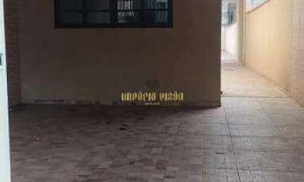 Sobrado à venda com 3 Dormitórios no bairro Vila Perracini - Poá-SP