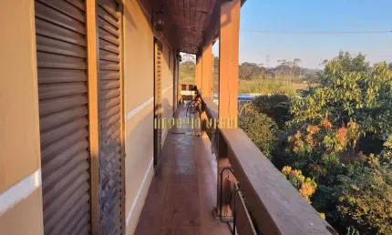 Casa à venda com 4 Dormitorios no bairro Alto Ipiranga em Mogi Das Cruzes-SP
