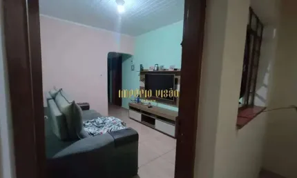 Casa à venda com 2 Dormitórios no Centro de Mogi Das Cruzes-SP