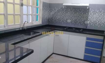 Sobrado à venda com 3 Dormitórios no bairro Vila Barros - Suzano-SP
