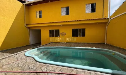 Sobrado à venda com 6 Dormitórios, Piscina e 2 Edículas no bairro Nova Poá - Poá-SP