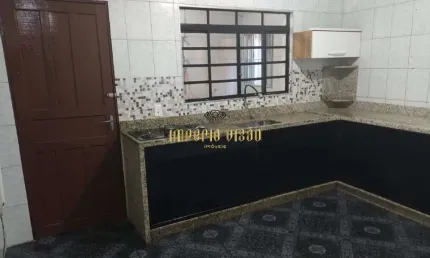 Sobrado à venda com 5 Dormitórios, sendo 1 Suíte no bairro Parque Residencial Casa Branca - Suzano-SP