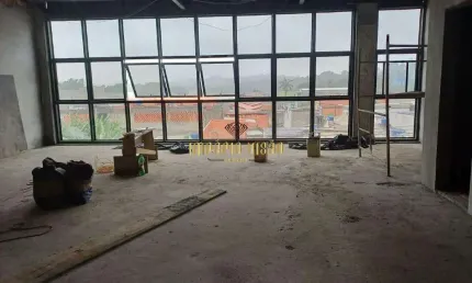 Sala Nova com 85m² para Aluguel em fase de acabamento no bairro Miguel Badra - Suzano-SP
