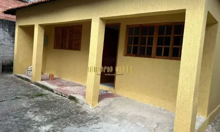 Casa à venda com 3 Dormitórios e 1 vaga de garagem no bairro Jardim Pereta - Poá-SP