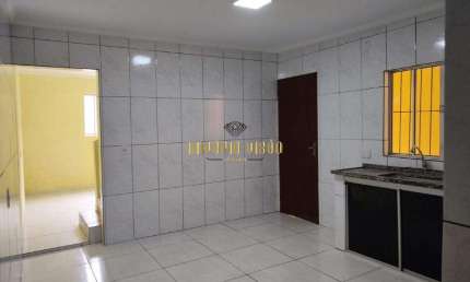 Sobrado para venda com 3 Dormitórios, sendo 1 Suíte no bairro Cidade Edson - Suzano-SP