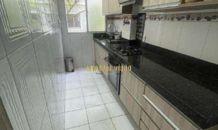 Apartamento Duplex Cobertura à venda com 2 Dormitórios, sendo 1 Suíte todo reformado e mobiliado no Condomínio Spazio Miro - Mogi das Cruzes - SP