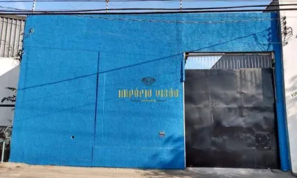 Salão com 350m², 2 Banheiros e 5 Vagas de garagem para Aluguel no bairro Vila Amorim - Suzano-SP