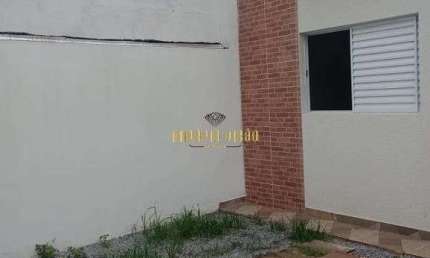 Casa à venda com 2 Dormitórios, sendo 1 Suíte 2 Vagas de garagem no bairro Casa Branca - Suzano-SP