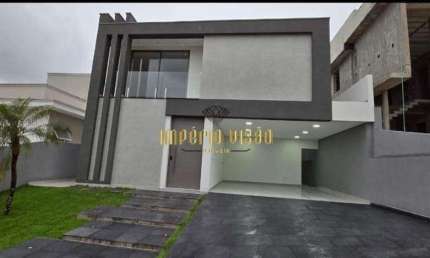 Casa de Alto Padrão á venda com 4 Suítes, sendo 1 Master com Hidro, Área gourmet com Piscina no Condomínio Residencial Real Park - Arujá-SP
