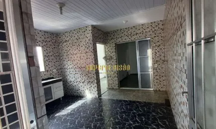 Sobrado à venda com 5 dormitórios e 3 cozinhas no Jardim Varan, Suzano - SP