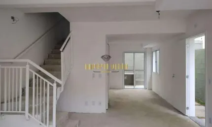 Sobrado à venda com 3 dormitórios, sendo 1 suíte no condomínio villa europa no bairro jardim carlos cooper - suzano-sp