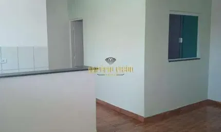 Sobrado lindo à venda com 5 dormitórios, 4 vagas de garagem e quintal amplo no Vila São Paulo em Ferraz de Vasconcelos - SP
