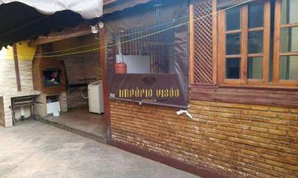 Casa à Venda com 3 Dormitórios e Churrasqueira no Jardim Marcia - Suzano-SP