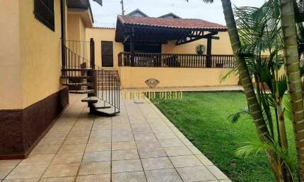 Casa á Venda com Piscina e Área Gourmet - Jardim das Flores - SP