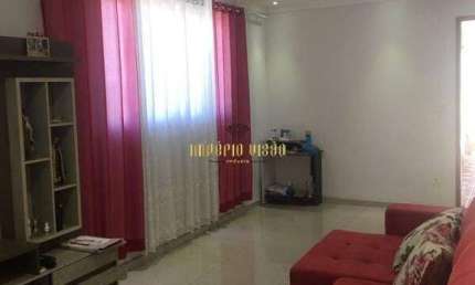 Sobrado à venda com 4 Dormitórios, sendo 3 Suítes e Espaço Gourmet no Jardim Saúde em Suzano-SP