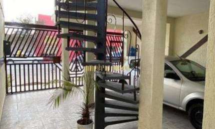 Sobrado à venda com 3 Dormitórios e 2 Vagas cobertas no Parque Suzano - Suzano-SP