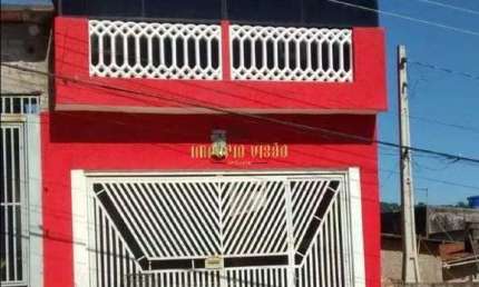 Sobrado à venda com 3 Dormitórios e 2 Banheiros no Jd. Ikeda - Suzano - SP