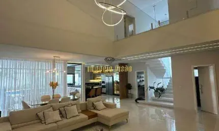 Casa de Alto Padrão com 3 suítes mobiliadas, Sala dois ambientes, espaço gourmet com piscina à venda no condomínio Residencial Suzano - SP.