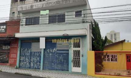 Sobrado à venda com 3 Dormitórios, sendo 1 Suíte na Av. General Francisco Glicério - Centro de Suzano - SP