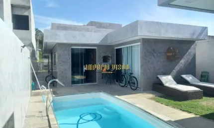 Casa à venda com 3 Dormitórios, sendo 1 Suíte, Área gourmet e Área de lazer com Piscina no Condomínio Residencial Veneza - Mogi das Cruzes-SP