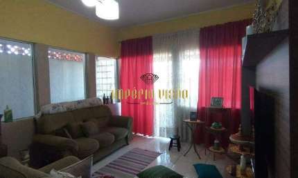 Sobrado com 1 dormitório à venda no bairro Jardim Ikeda - Suzano-SP
