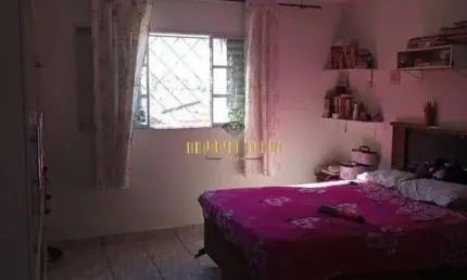 Sobrado com 4 dormitórios à venda no bairro Jardim Varan - Suzano - SP