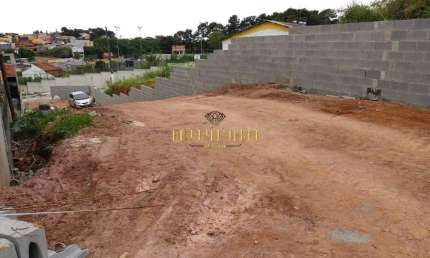 Terreno de 500m² à venda no bairro Vila Júlia - Poá-SP.