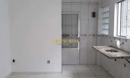 Sobrado à venda com 3 dormitórios, sendo 1 suíte no bairro vila cintra - mogi das cruzes - sp