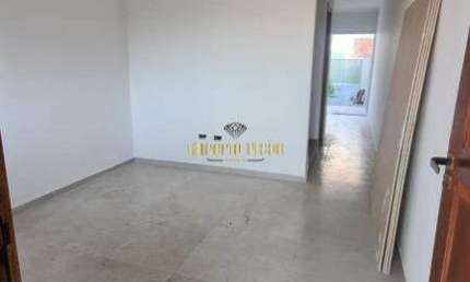 Sobrado com 2 suítes à venda no bairro Vila Brasileira - Mogi das Cruzes-SP.