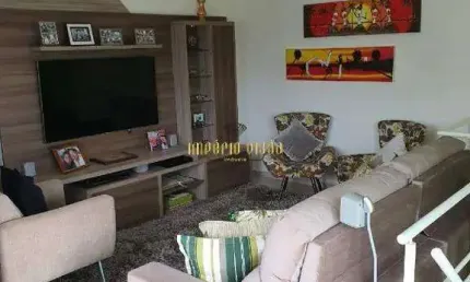 Apartamento Duplex à venda com 3 Dormitório, sendo 1 Suíte e Área Gourmet no bairro Vila Urupês - Suzano-SP