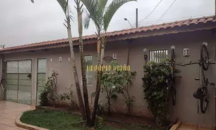 Casa com 3 dormitórios à venda no bairro Jardim das Flores - Suzano-SP.