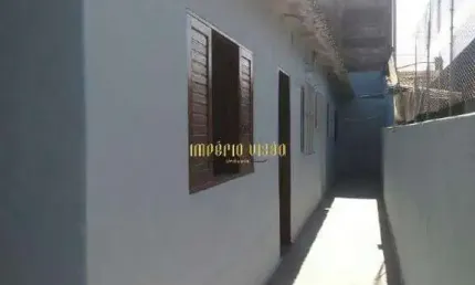 Casa à venda com 2 Dormitórios e 1 Vaga de garagem na Vila Amorim - Suzano-SP