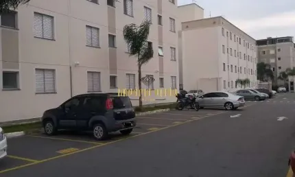 Apartamento à venda com 2 Dormitórios, Sala com sanca, no Condomínio Parque Serafim - Suzano-SP