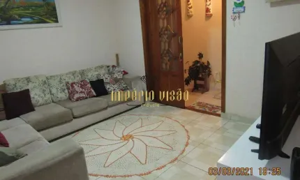 Sobrado à venda com 3 dormitórios e 2 vagas de garagem cobertas no bairro jardim casa branca - suzano-sp