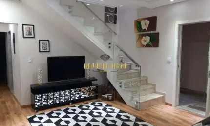 Sobrado de 3 dormitórios sendo 1 suíte na Vila Urupês - Suzano/SP