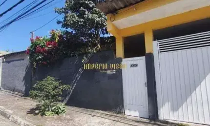 Casa à venda com 2 casas no mesmo terreno no Parque Santa Rosa - Suzano - SP
