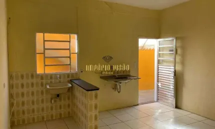 Casa compartilhada com 1 Dormitório para locação no bairro Vila Urupês - Suzano-SP